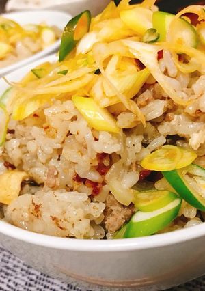 ☆美味！ねぎラー油！肉みそ炊き込みご飯☆-レシピのメイン写真