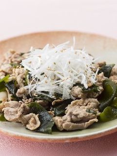 豚肉と生わかめの炒め物-レシピのメイン写真