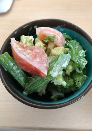 トマトセロリロマネスコわさび菜サラダ-レシピのメイン写真