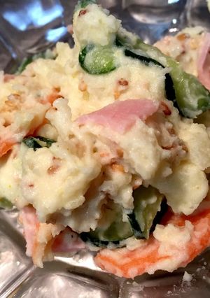 生ウコンを使ったポテトサラダ-レシピのメイン写真