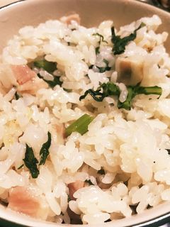 簡単!菜の花とベーコンの炊き込みご飯-レシピのメイン写真