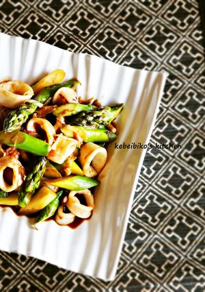 ヤリイカとアスパラの豆鼓醤炒め-レシピのメイン写真