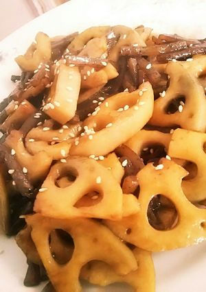 シャキシャキ蓮根とこんにゃくのキンピラ-レシピのメイン写真
