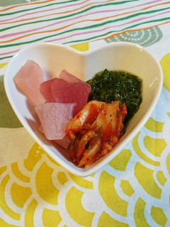 マグロとメカブとキムチ(๑•̀.•́ฅ✧-レシピのメイン写真