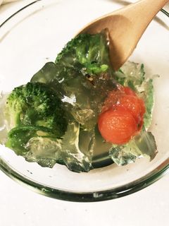 さっぱり簡単!コンソメジュレのサラダ-レシピのメイン写真