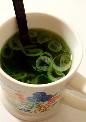 ポットのお湯で！即席わかめスープ-レシピのメイン写真