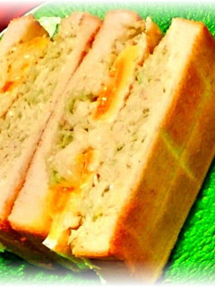 キャベツ&目玉焼きサンドイッチ-レシピのメイン写真