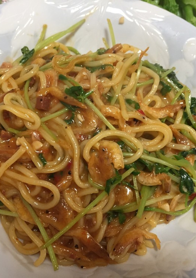 焼きそばで桜エビと豆苗のパスタ 簡単-レシピのメイン写真