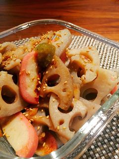 作り置きに♡蓮根と蒲鉾の塩きんぴら!-レシピのメイン写真