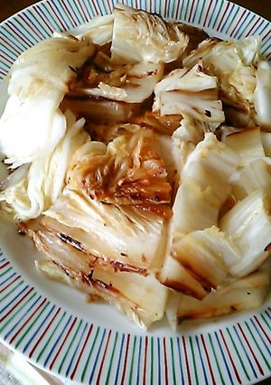 焦がし白菜は超美味！見かけは最悪ですが-レシピのメイン写真