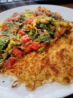 トマト缶と香味野菜で洋風かた焼きそば-レシピのメイン写真