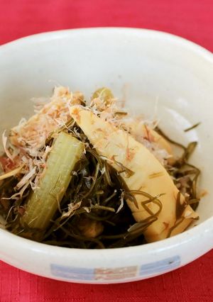 レンジで簡単！たけのことふきのこんぶ煮-レシピのメイン写真