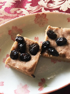 100均 黒豆しぼり&こし餡で蒸しケーキ-レシピのメイン写真