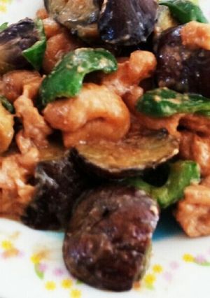 簡単♪豚肉とナスピーマンの味噌炒め-レシピのメイン写真