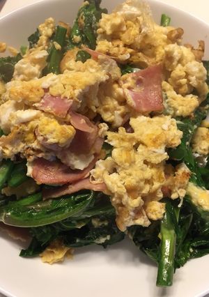 のらぼう菜とベーコンの炒め物 玉子入り-レシピのメイン写真
