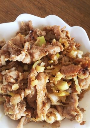豚こまが超絶美味に！ネギ生姜焼き♪-レシピのメイン写真