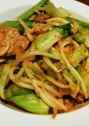 簡単！豚もやしキャベツのピリ辛味噌炒め-レシピのメイン写真