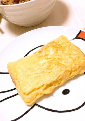 簡単☆居酒屋風！チーズ入りだし巻き玉子☆-レシピのメイン写真