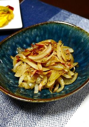 簡単！甘～い新玉葱のベーコン炒め-レシピのメイン写真