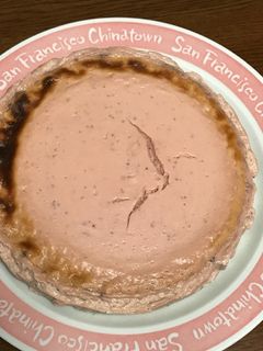 いちごヨーグルトのベイクドチーズケーキ-レシピのメイン写真