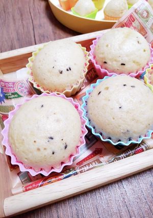 子供の朝食おやつに☆黒ごまきなこ蒸しパン-レシピのメイン写真