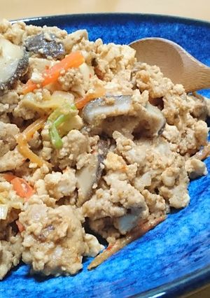 トリプルごまパワーの坦々炒り豆腐-レシピのメイン写真