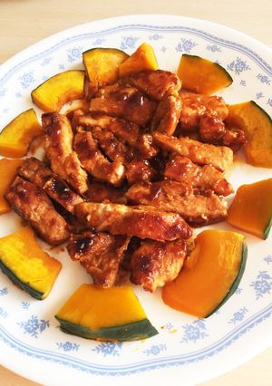 豆板醤入りみそダレ鶏胸肉〜塩麹でしっとり-レシピのメイン写真