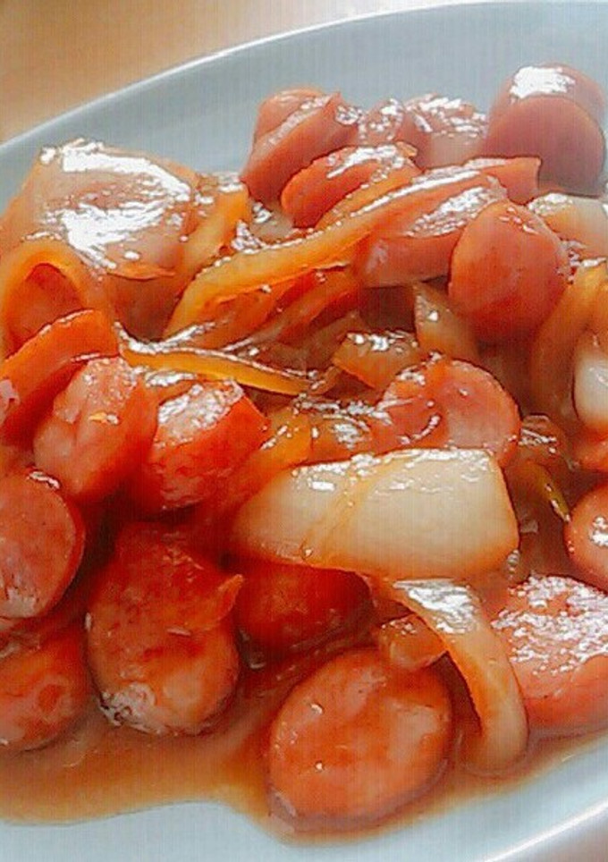 ご飯が進む♪ウインナーと玉ねぎの甘辛炒め-レシピのメイン写真