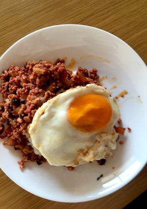 ガパオライス風の肉炒めご飯-レシピのメイン写真