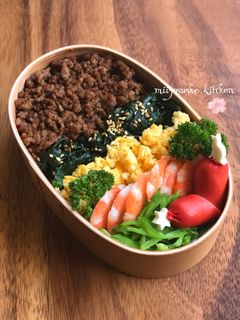 鰻のタレで豚そぼろ弁当-レシピのメイン写真