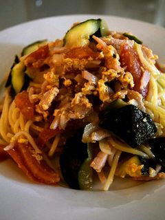 トマトの卵とじ風・夏野菜で元気出るパスタ-レシピのメイン写真