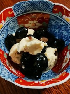 酒の肴 クリームチーズと黒豆-レシピのメイン写真