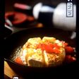 カマンベールチーズのオーブン焼き蜂蜜添え