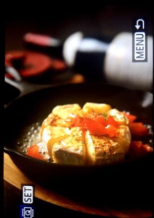 カマンベールチーズのオーブン焼き蜂蜜添え-レシピのメイン写真