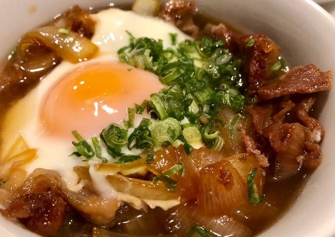 簡単！月見肉うどん！ by ミポミポミッポ 【クックパッド】 簡単