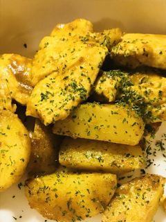 鶏肉とジャガイモのカレー粉炒め-レシピのメイン写真
