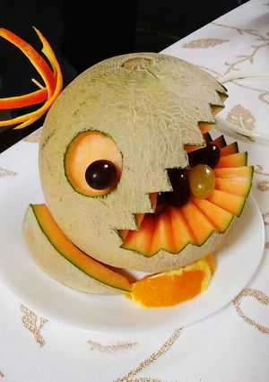 メロンで盛ってみた-レシピのメイン写真