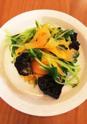 豆苗、人参、きくらげの炒め物♫-レシピのメイン写真