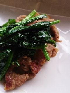 ほうれん草と豚肉の味噌マヨ炒め-レシピのメイン写真