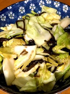 超簡単キャベツと塩コブの和え物(^^)-レシピのメイン写真