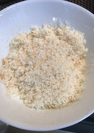 冷凍の食パンでパン粉！！-レシピのメイン写真