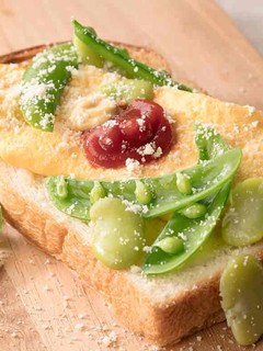 緑のお豆のオムレツトースト-レシピのメイン写真