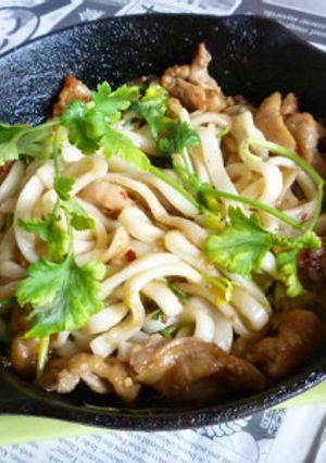 鶏皮＋イタリアン・パスレの焼きうどん-レシピのメイン写真