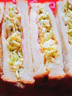 春キャベツとベーコンのサンドイッチ-レシピのメイン写真