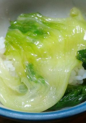 ご飯にのせて♪常備菜にもレタスのナムル風-レシピのメイン写真