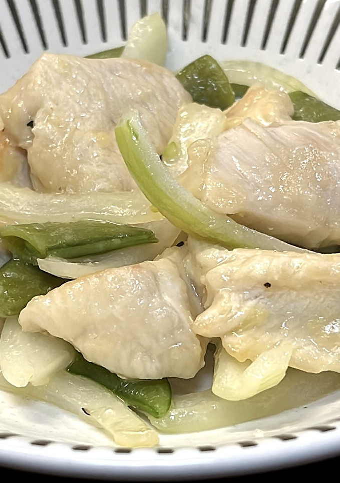 鶏肉とスナップエンドウのしょうが炒め-レシピのメイン写真