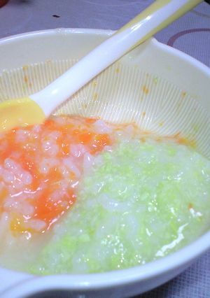 ■離乳食・中期■人参と枝豆の２色がゆ-レシピのメイン写真
