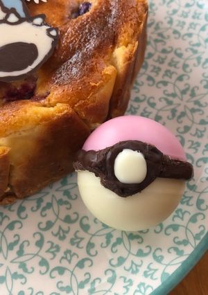 誕生日にポケモン☆モンスターボールチョコ-レシピのメイン写真
