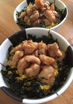 ヨシダソースでやきとりリメイク丼-レシピのメイン写真