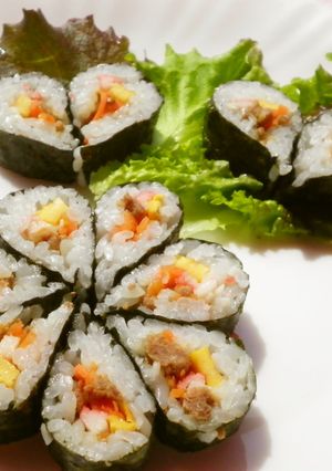 お弁当にかわいい。しずく型のり巻き-レシピのメイン写真
